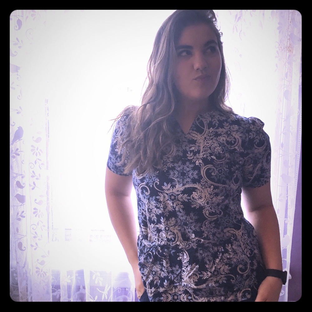 Snowflake Scrub Top